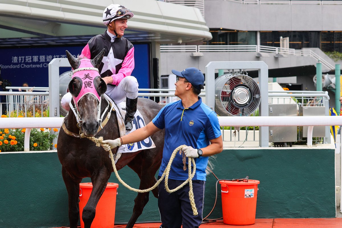 Un nouveau coup de quatre pour le jockey australien Zac Purton.